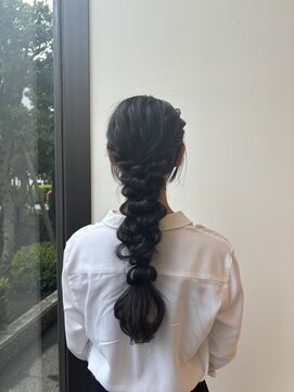 サロンドユー ヘッドスパサロン プログレ(SALON DE U head spa salon PROGRE) 編みおろしアレンジ