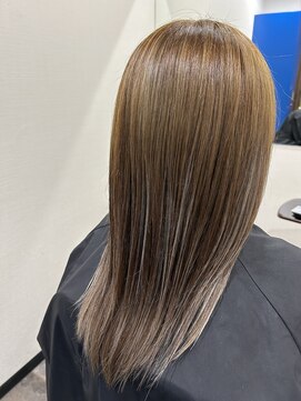 ベルポ(Bellpo) カラー剤で叶えるハイトーンカラー