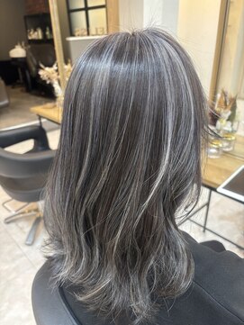 エリス ウメダ(Eliss umeda) コントラストハイライト