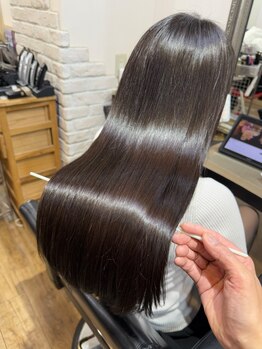 クオーレゼロ(Cuore Zero)の写真/【名古屋/名駅】デザインカラーもツヤ髪も妥協なし！髪質改善トリートメントで、あなたの理想を実現します