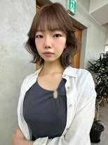 リアン(Lien)&nbsp;ゆるふわミディアム/レイヤーカット/アッシュブラウン