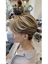 オーシャントーキョー 仙台(OCEAN TOKYO)&nbsp;フェザーショートニュアンスパーマセンターパートツーブロック