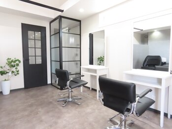 Hair Salon micasita【ミカシータ】