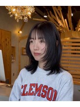 ハウリーヘアアンドスパ(HAURY hair&spa)&nbsp;ダークネイビー　レイヤー