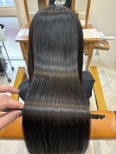 艶やかに。髪質改善トリートメントで叶えるワンランク上の美髪。