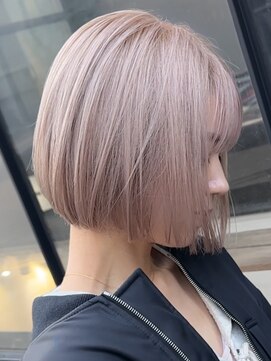 プネル(punel) 原宿　ミルクティーグレージュ　ミニボブ　レイヤーボブ