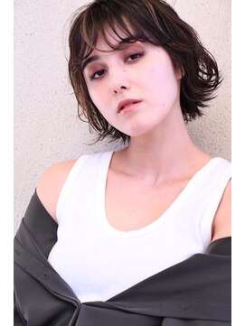 ヘアサロンM 新宿 ショートボブ×レイヤー☆