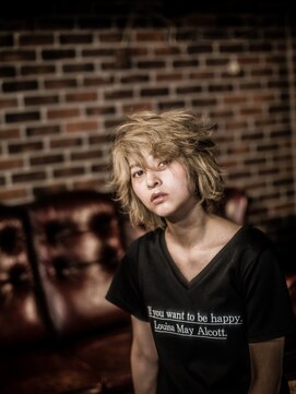 プラスワン(plus+one) フェザーボブ