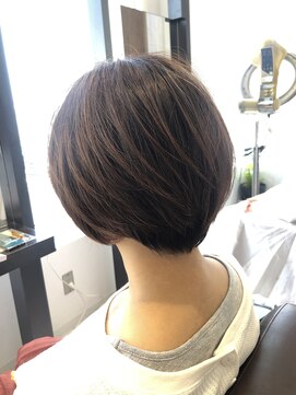 ビビットクアトロ 蓮田店(vivid QUATTRO) ショートボブ