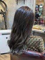 リィリ バイ ロダット 横浜(rili by LODAT)&nbsp;ショコラグレー×バレイヤージュ【rili横浜】