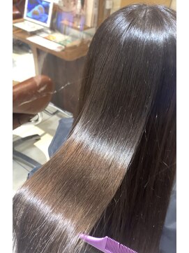 ヘアリゾートエーアイ 新宿西口店(hair resort Ai) [新宿/新宿駅/髪質改善/サイエンスアクア/ケアブリーチ/】