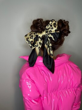 マーズ(Hair&Make Mars+) 両サイドおだんご