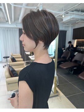 アンド ストーリーズ(&STORIES) 大人可愛い小顔ひし形クビレ丸み/20代/30代/40代/ショート/ボブ
