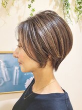 ヘアメイク アージュ 天神西通り店(HAIR MAKE age) 顔周り似合わせショートボブ 美シルエット