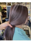 ハイライト/ベージュカラー/レイヤーカット