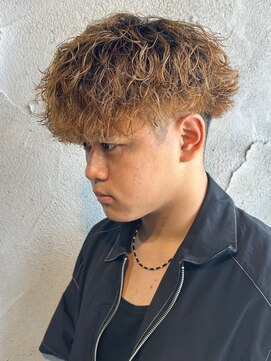 ニアウ 伊勢崎連取店(Niau) 波巻きスパイラルパーマツイストスパイラルパーマシャドウパーマ