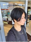 ベリーショートハンサムショートカット黒髪暗髪グレージュ