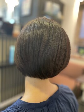 ナゴミ(NAGOMI) ショートボブ