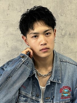 シャイン 大宮(SHINE) メンズカット/パーマ/ヘッドスパ/ブリーチ/眉毛/韓国/大宮/Men's