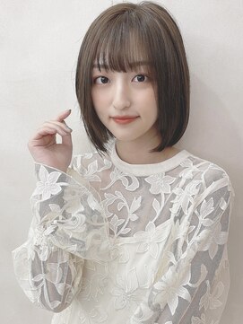 ユーフォリア 銀座(Euphoria) ボブ/ショートボブ/前下がりボブ/レイヤーカット担当岩崎