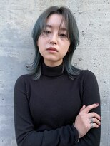 シーカ(siika) ウルフカット/マッシュウルフ/ミディアムレイヤー