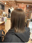 シアーベージュ
