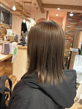 シアーベージュ