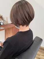 ゼンドット キョウト(Zen. kyoto)&nbsp;白髪ぼかしハイライトショート