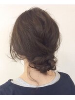 キー ヘアーアンドビューティーサロン(Kii hair&beauty salon)&nbsp;ゆるくまとめて、今っぽくヘアアレンジ