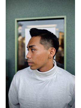 バーバーバー ナカノ(BARBER BAR NAKANO) Business Fade-Cut