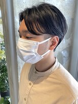 ピーロ(piilo)&nbsp;メンズショート　センターパート　メンズカット