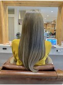【ピスタチオグレージュ】【ロング】【20代】