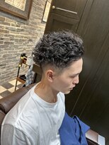 ミリオンバックス 御徒町店(Million Backs)&nbsp;ハイライト/マッシュパーマ/ウルフ/アッシュブラック<理容室>