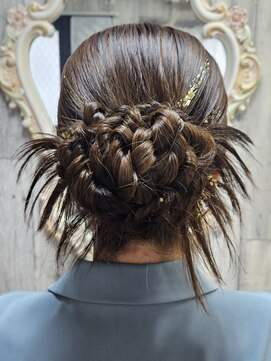 ラピスラズリ(Lapis Lazuli) アップスタイル　21 （ヘアセット専門店　下通　熊本）