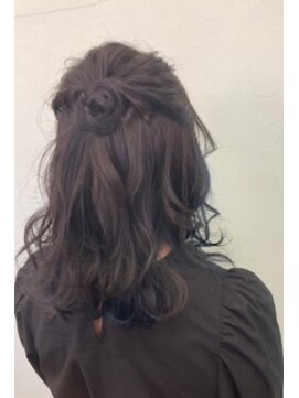 ヴァンティアン 東所沢店(Vingt et un) ハーフアップ