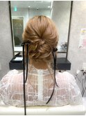 結婚式ヘアアレンジリボンルーズアップ