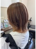 外ハネウルフボブ ハイライトカラー インナーカラー