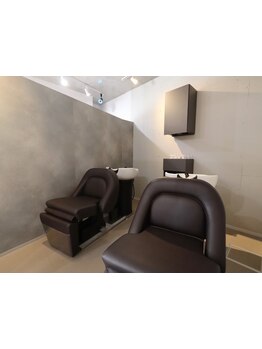 髪のお悩みや要望をじっくり聞き、満足感を実感できる少人数サロン◎大型店が苦手な方にも最適です♪