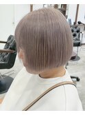 ホワイトベージュ系ケアブリーチカラー