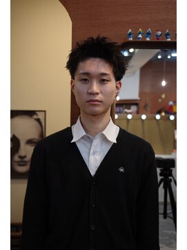 エディ(Edy) メンズスパイキーショート刈り上げツイストピンパーマ眉毛カット