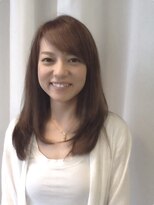 マニス(manis) 外国人風3Dカラーグレージュ斜めバングナチュラルストレート