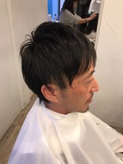 大人のツーブロックヘアー