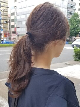 インビテーション(invitation) 光に透ける透明感!ミルクティーベージュ