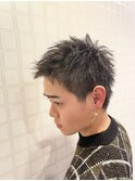 30代40代メンズ刈り上げフェードスタイルかき上げ短髪ワイルド