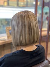 ロウアンドベーロ ヘアサロン(Raw&Bello hair salon) シルバーアッシュ