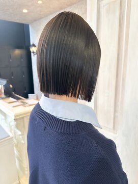 キャアリー(Caary) 福山caary人気顎下2センチぷつっとミニボブ暗髪