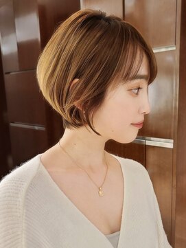 ビュートリアム 青山(BEAUTRIUM) ショートボブ小顔カット大人ヘア髪質改善30代40代50代表参道青山