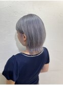 夏ブリーチハイトーンホワイトシルバーアッシュレイヤーカット
