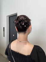 キチ(kici)&nbsp;お呼ばれヘア/カチモリヘア