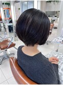 ショートボブ